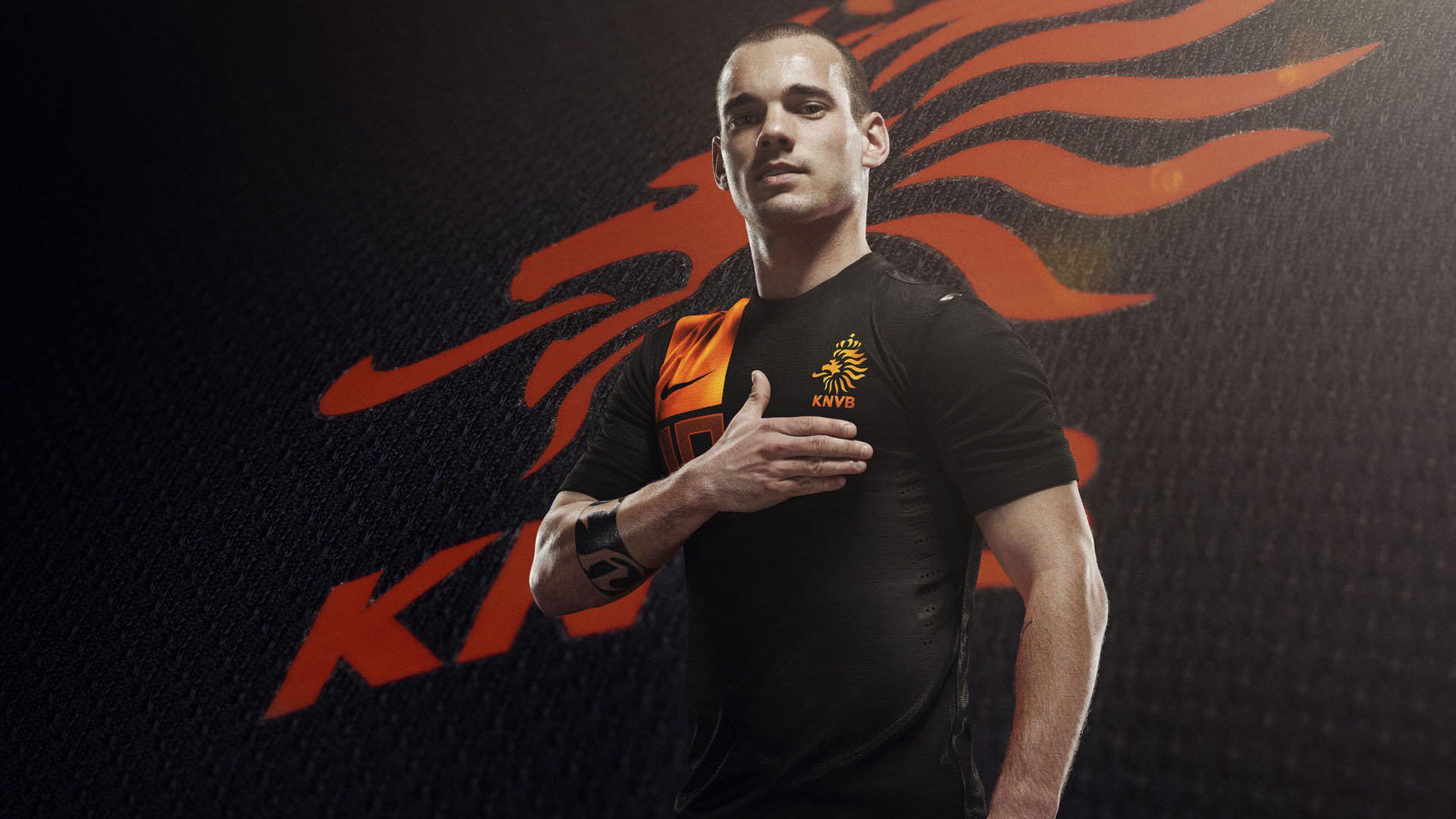 三人传控小组建立中路优势，“三人小组”模式